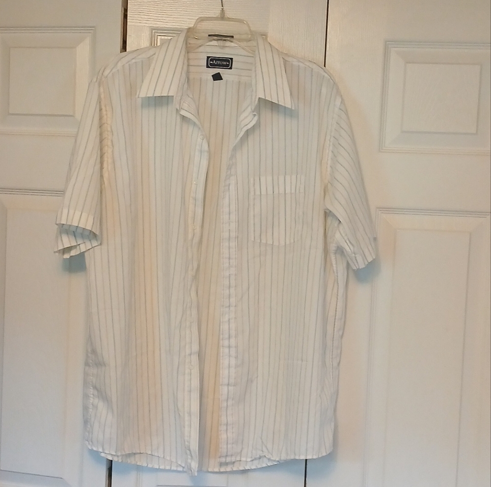 Men's Arrow Button Up Shirt